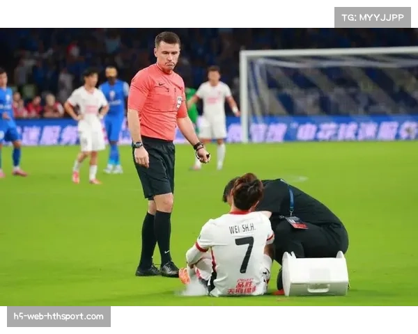 从绝平到领跑：成都蓉城中超开局三场不败的战术解析